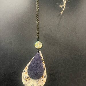 Elegant Purple Pendant Necklace